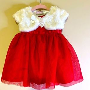 Baby girl Holliday Dre’s with top